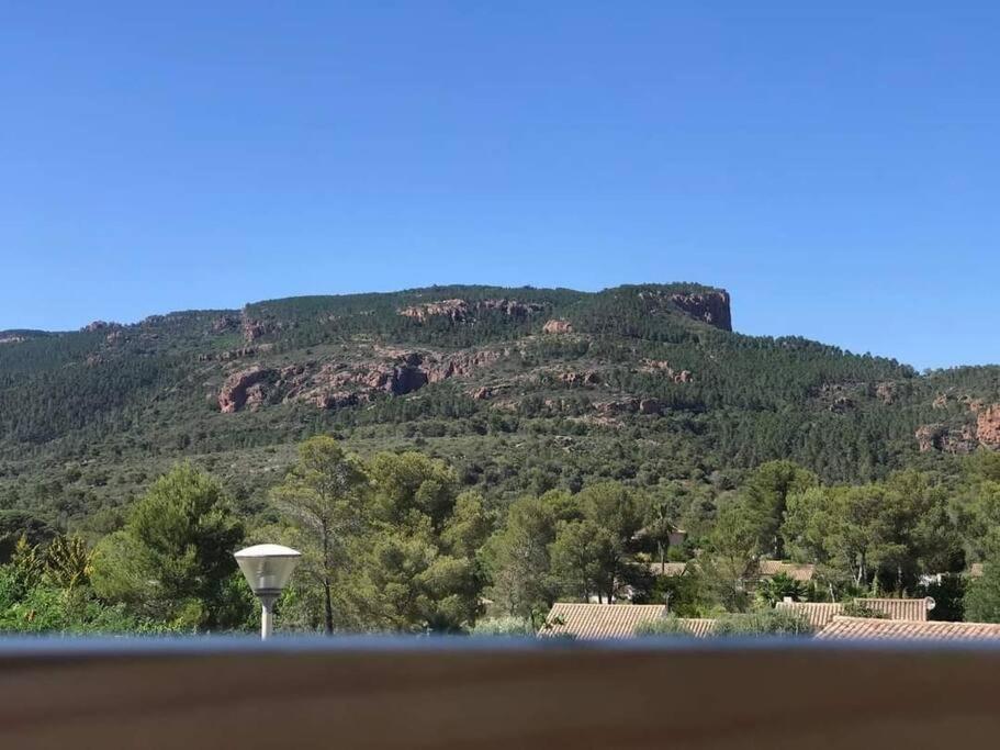Au Pied Des Gorges Du Blavet Et A 20Min Des Plages Рокбрюн-сюр-Аржан Экстерьер фото